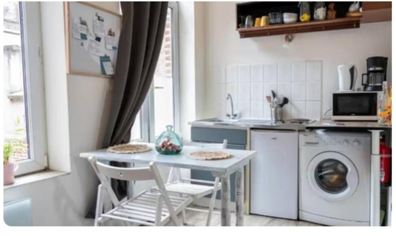 Appartement Entier 1 Piece Et Salle De Bain Lille